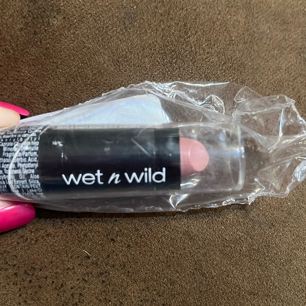 2 New Wet N Wild Lipsticks